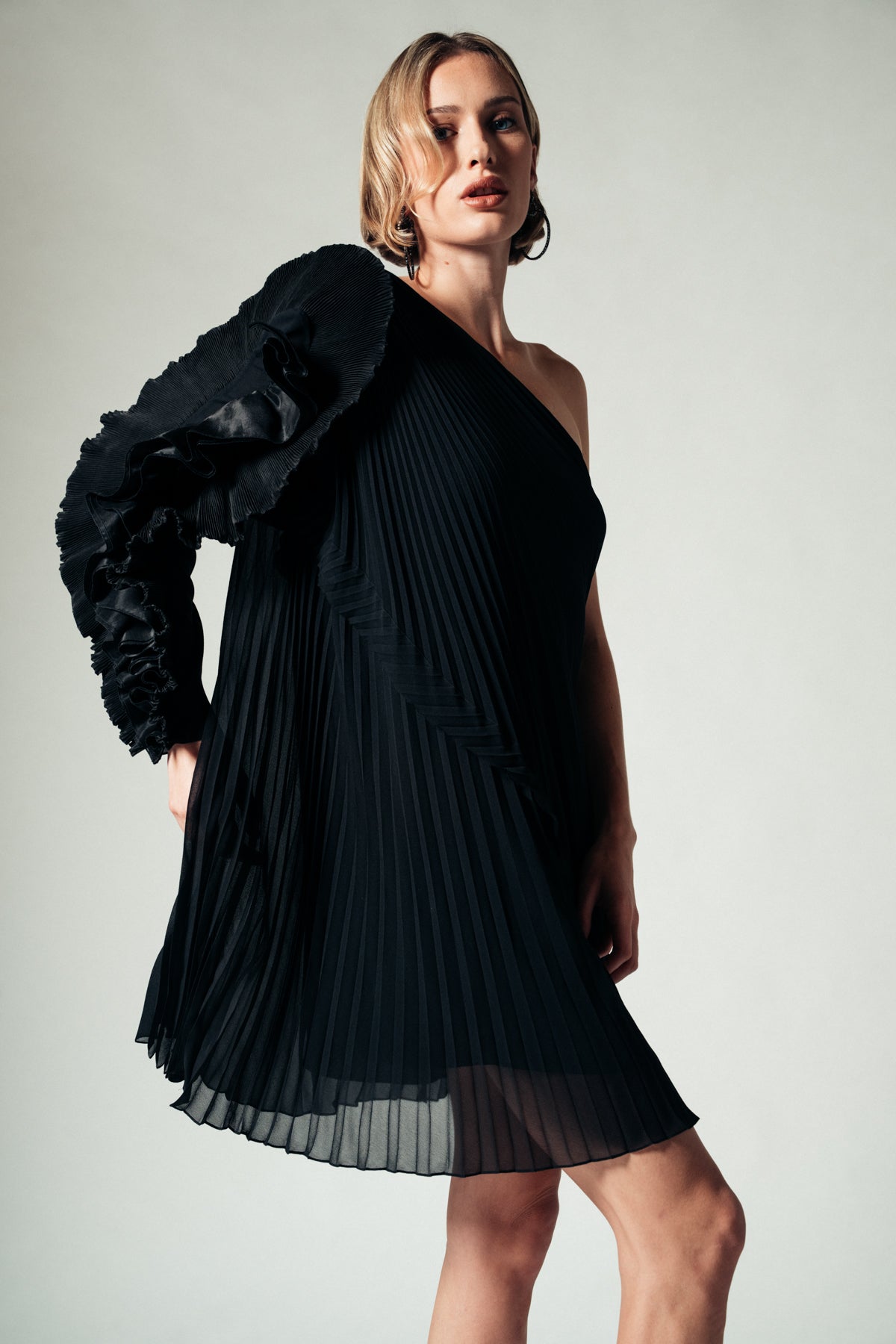 GIVENCHY | ONE SHOULDER PLEATED DRESS