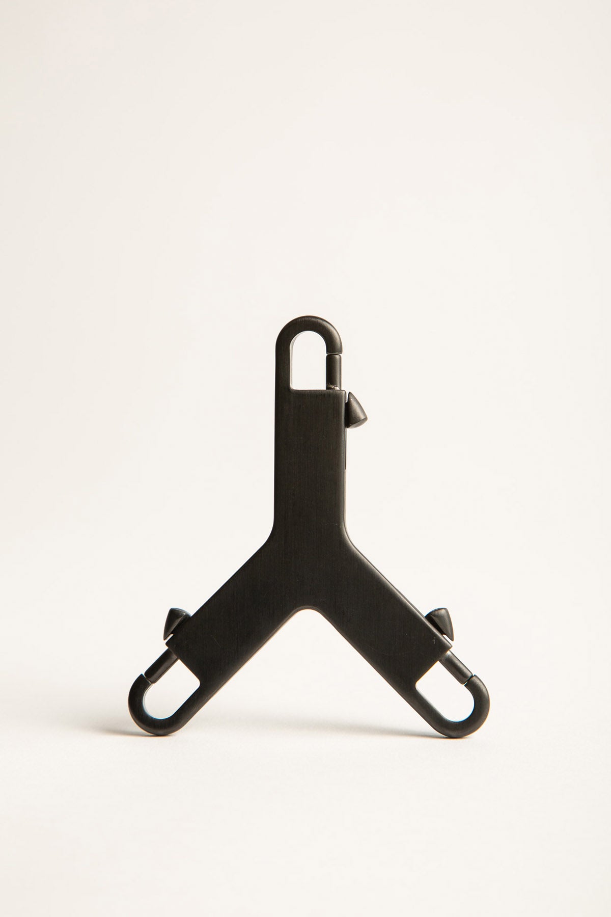 RICK OWENS | 3 PRONG KEYCHAIN - MAXFIELD LA