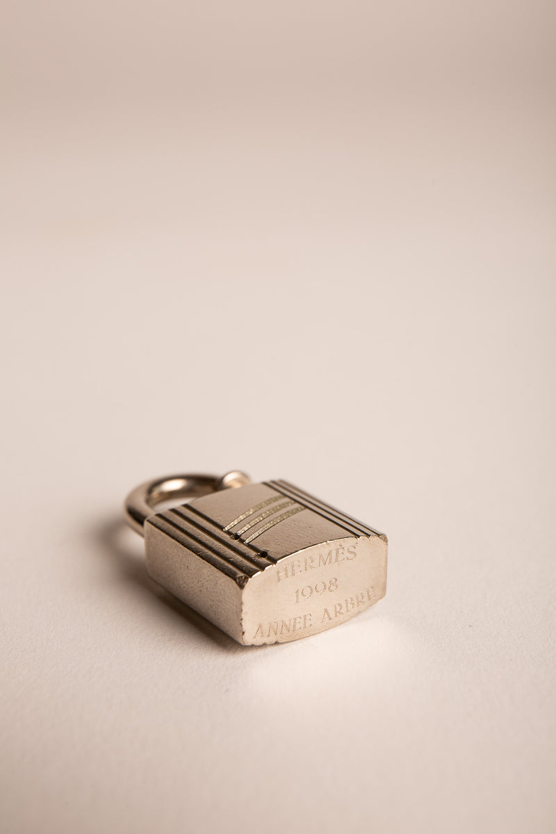 MAXFIELD PRIVATE COLLECTION | 1998 HERMÈS LOCK KEYRING