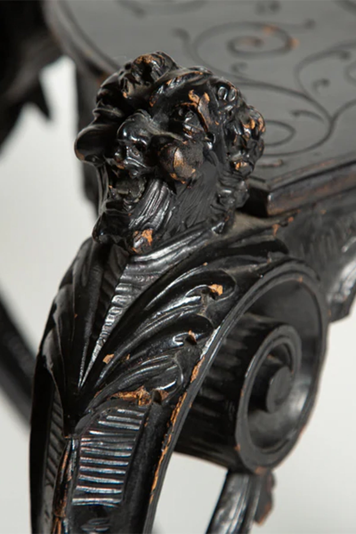 MAXFIELD PRIVATE COLLECTION | 19TH CENTURY CURVED DEVIL TABLE
