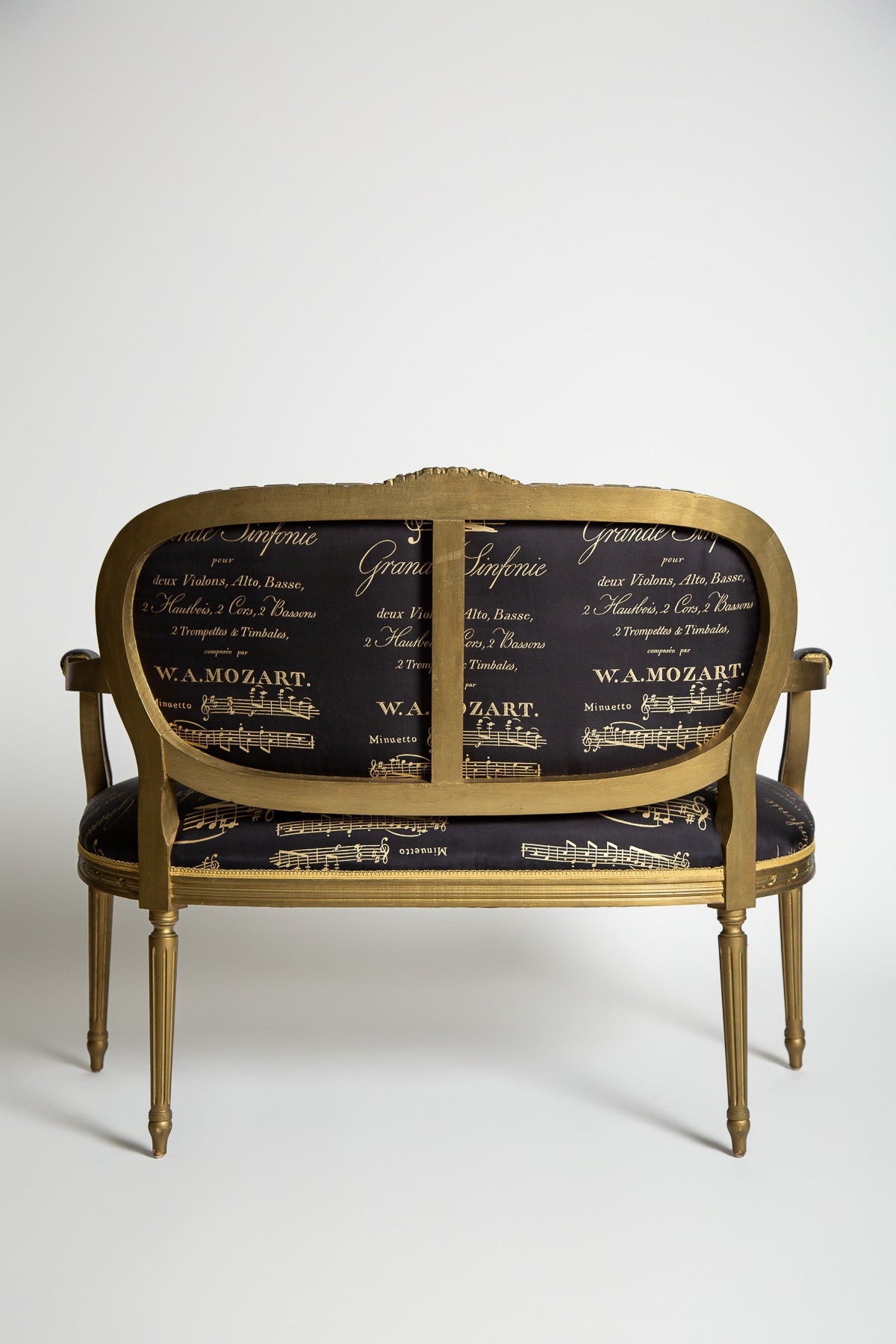 MAXFIELD PRIVATE COLLECTION | QUARTERMAINE OVAL BACK COUCH - MAXFIELD LA