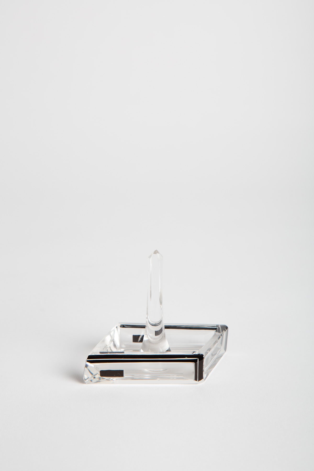 MAXFIELD PRIVATE COLLECTION | VANITY SET