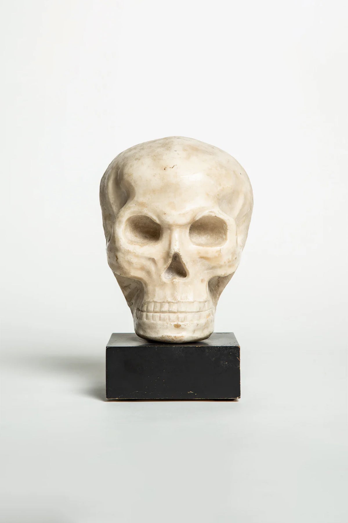 MAXFIELD PRIVATE COLLECTION | 19TH CENTURY MARBLE SKULL