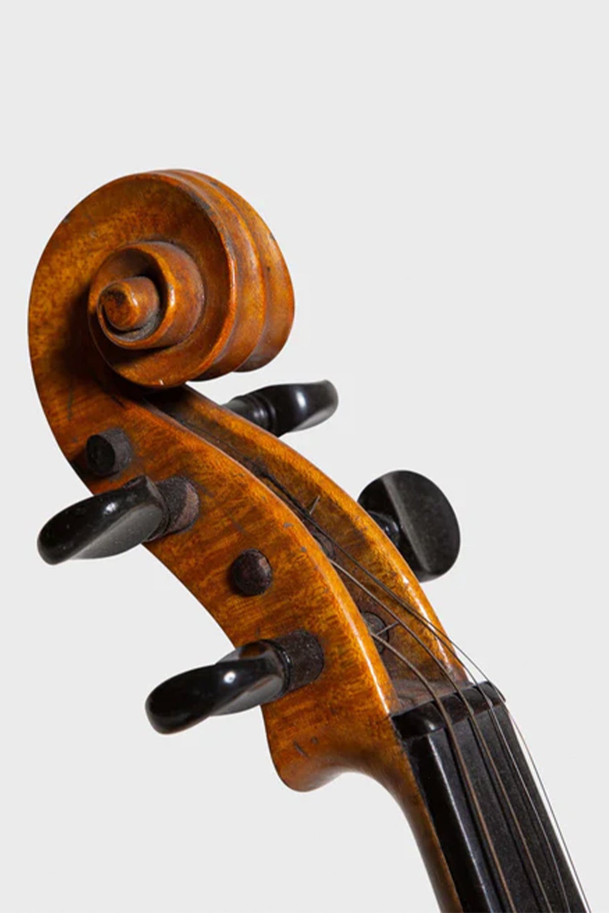 MAXFIELD PRIVATE COLLECTION | 1930'S ALUMINUM VIOLIN