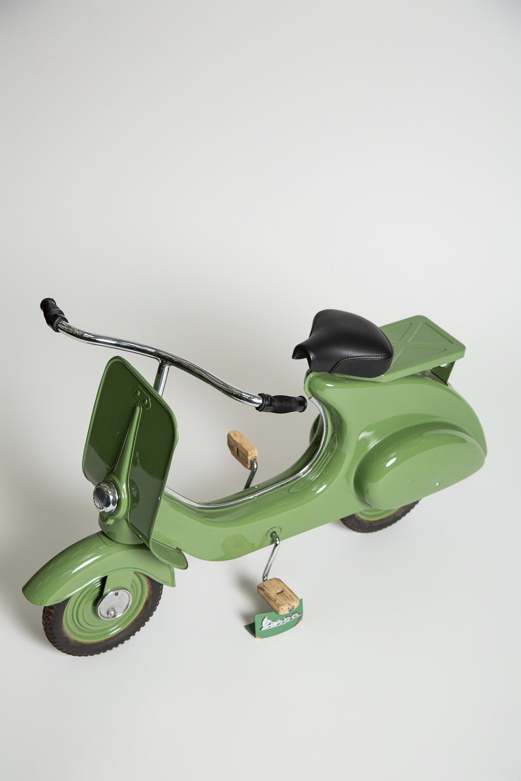 RARE COLLECTION COCA-COLA SCOOTER VESPA 1.6 DE 1995 EDITION LIMITE N° 9100