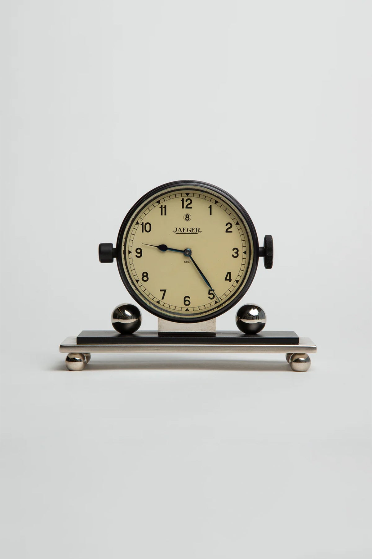 MAXFIELD PRIVATE COLLECTION | 1940'S JAEGER-LECOULTRE DESK CLOCK - MAXFIELD LA