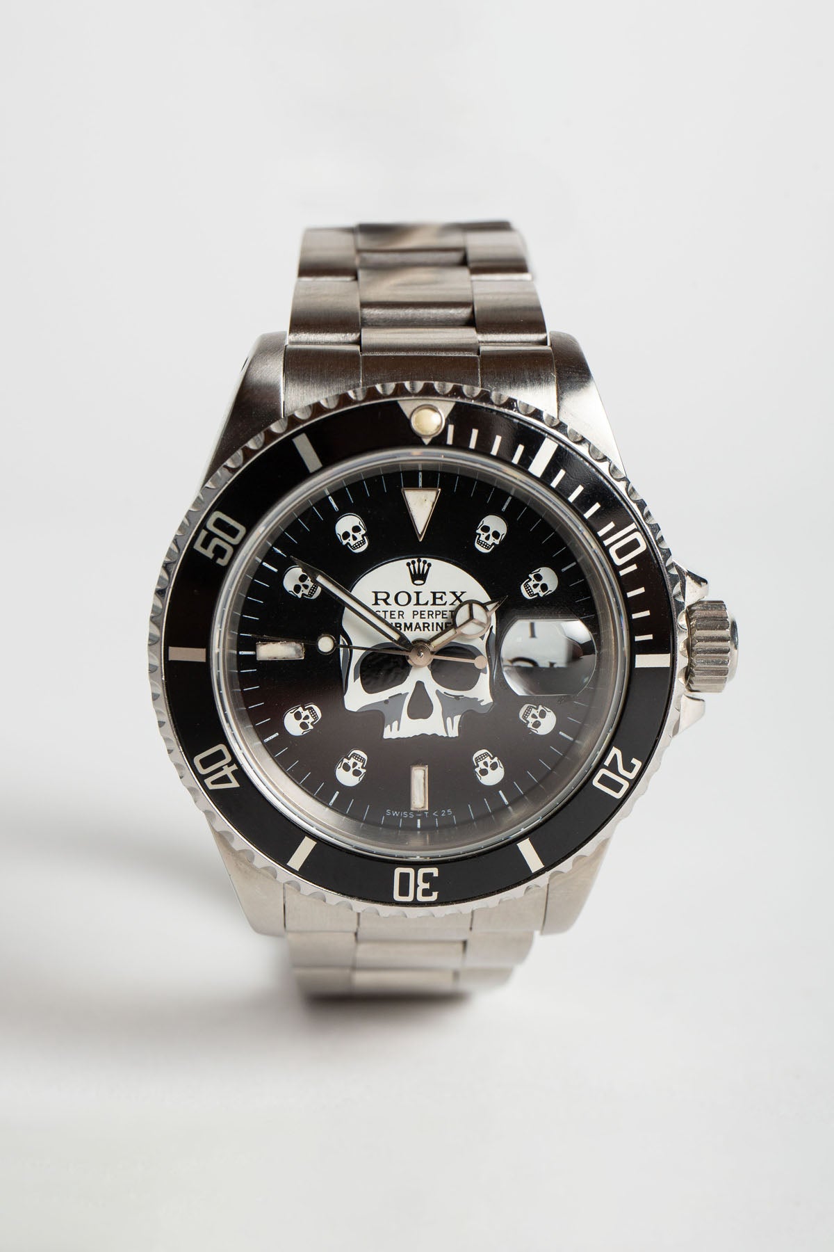 ROLEX | VINTAGE ROLEX SUBMARINER SKULL WATCH