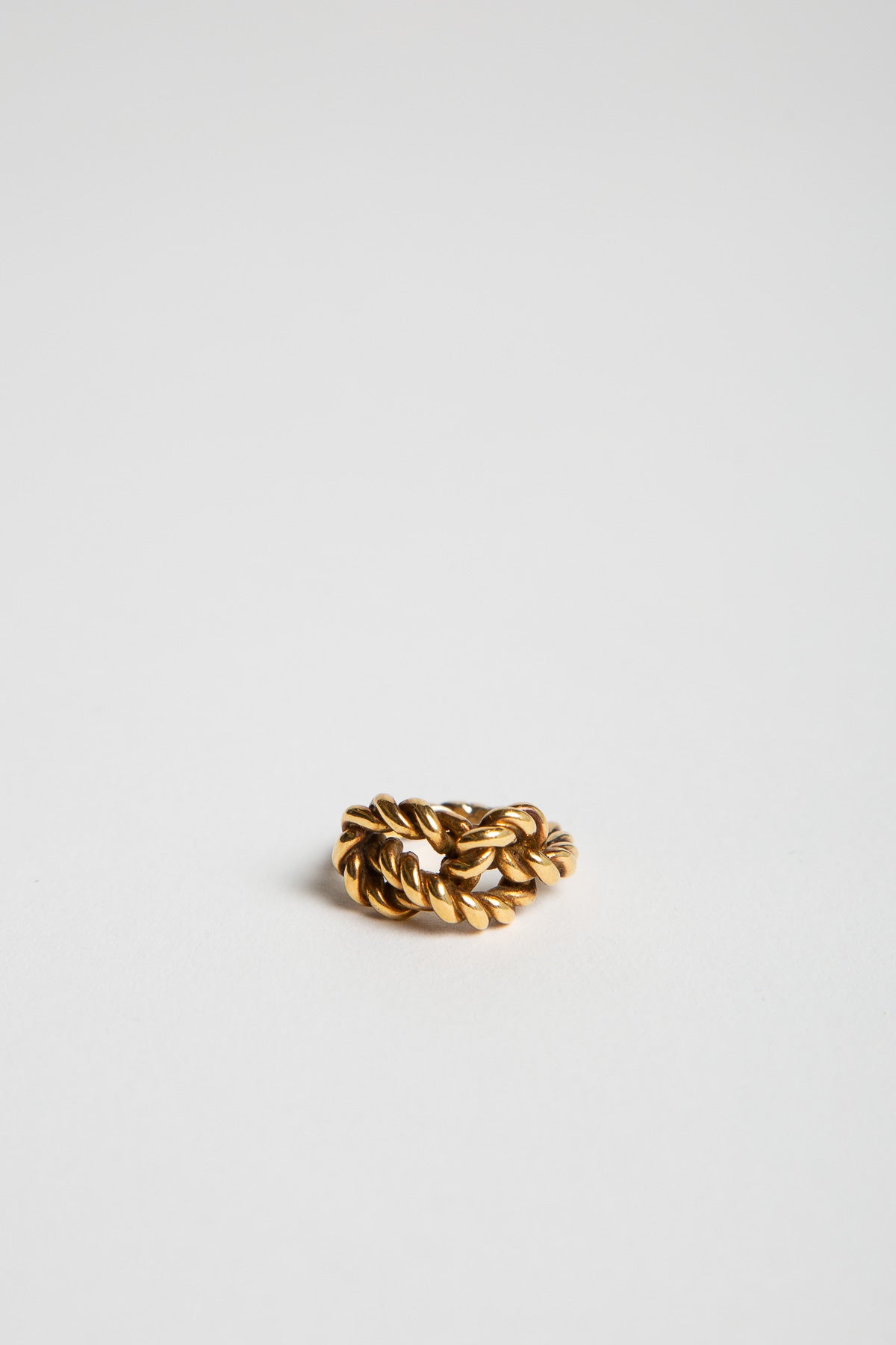 MAXFIELD PRIVATE COLLECTION | 1960'S 18K KNOT RING