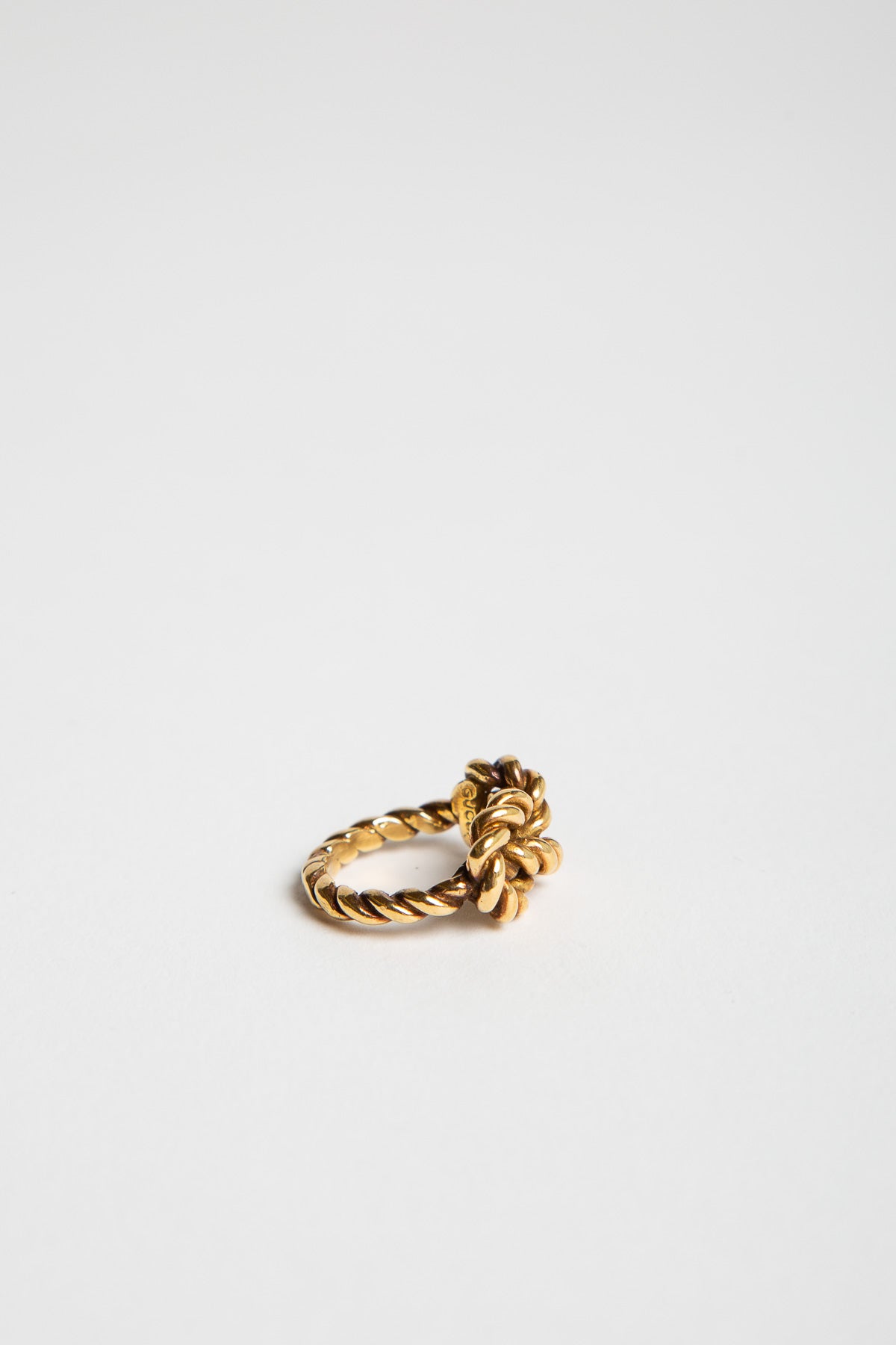 MAXFIELD PRIVATE COLLECTION | 1960'S 18K KNOT RING