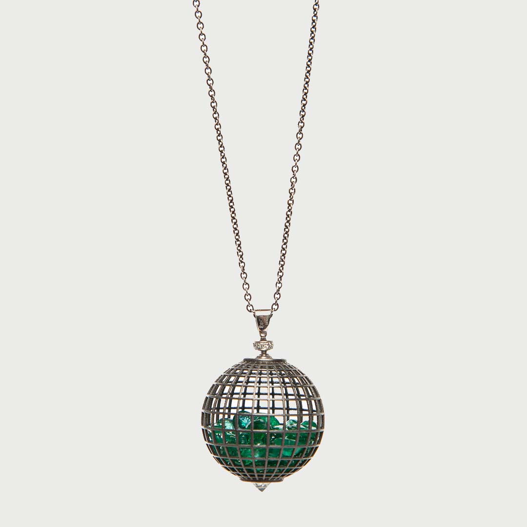 ROULE | SHAKER GLOBE EMERALD PENDANT NECKLACE - MAXFIELD LA