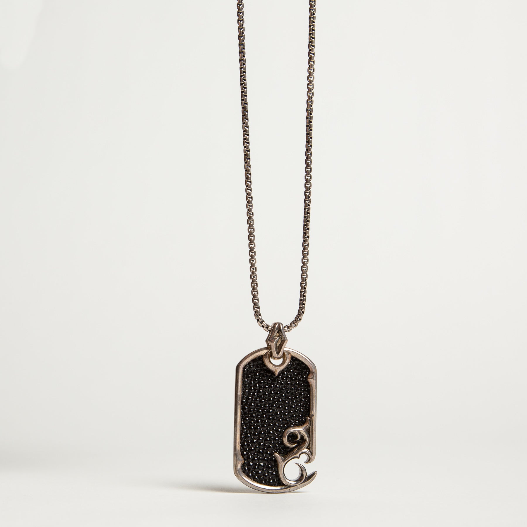 STEPHEN WEBSTER | RAYSKIN DOG TAG