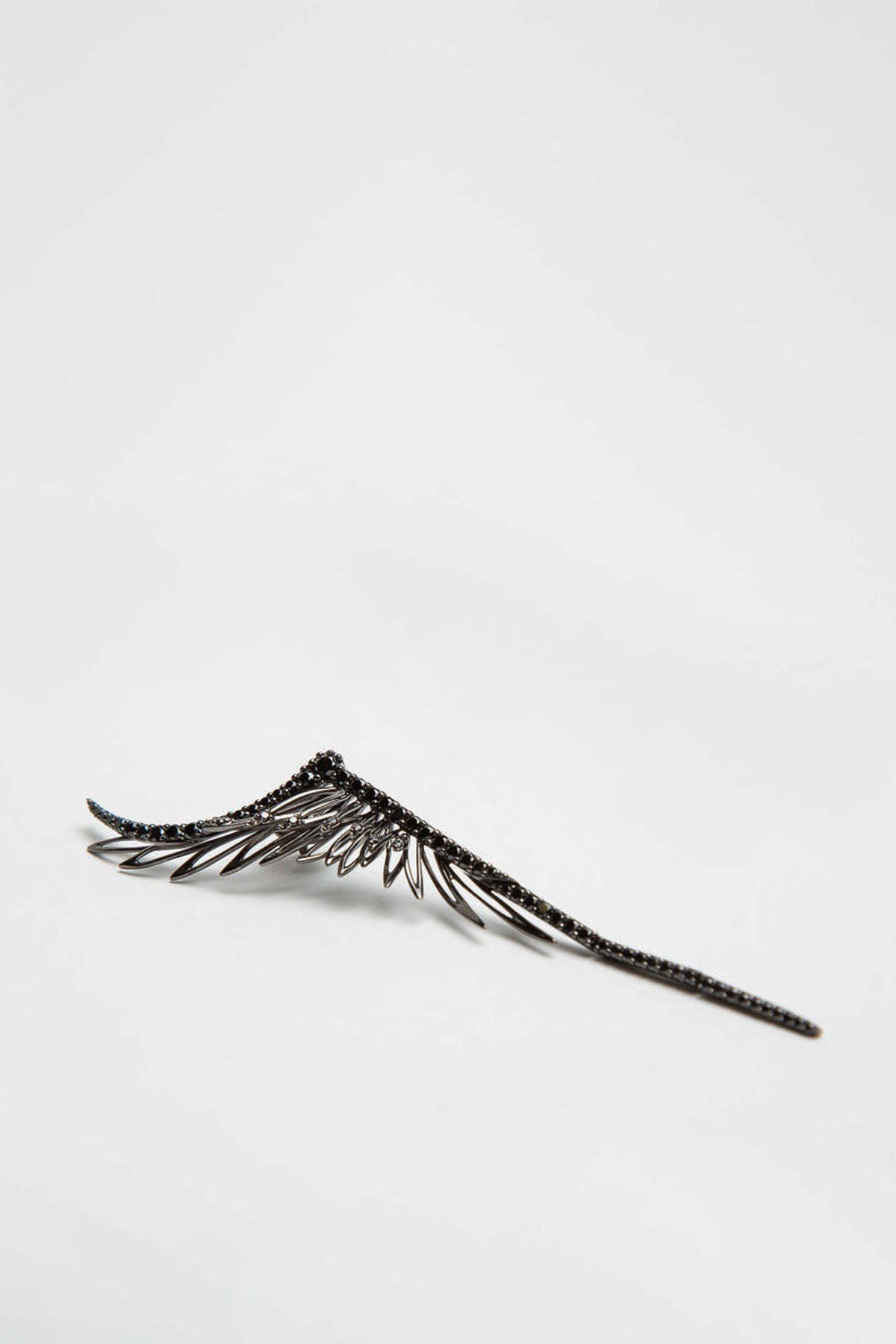 CRISTINA ORTIZ | BLACK DIAMOND WINGED STUD EARRING
