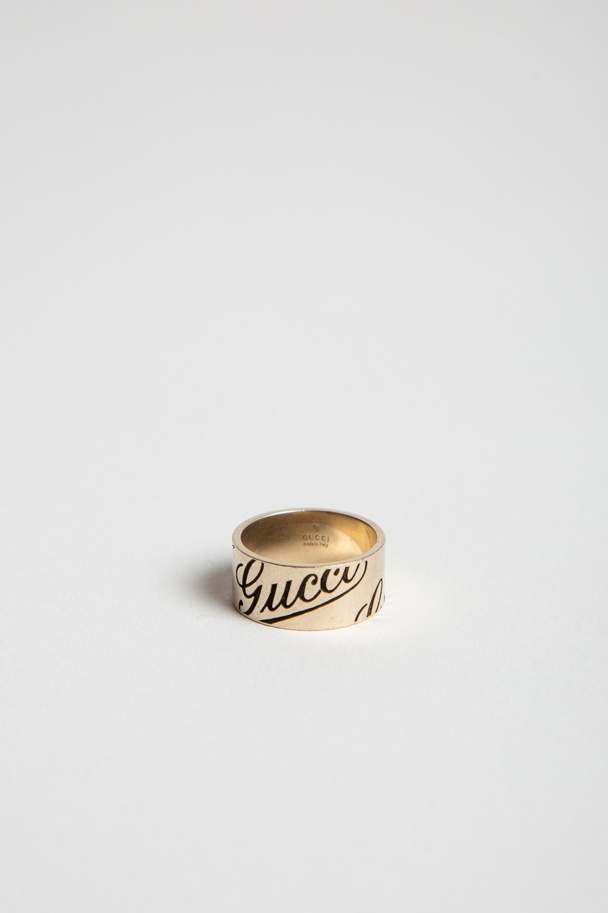 MAXFIELD COLLECTION | 1960'S 18K GOLD GUCCI RING