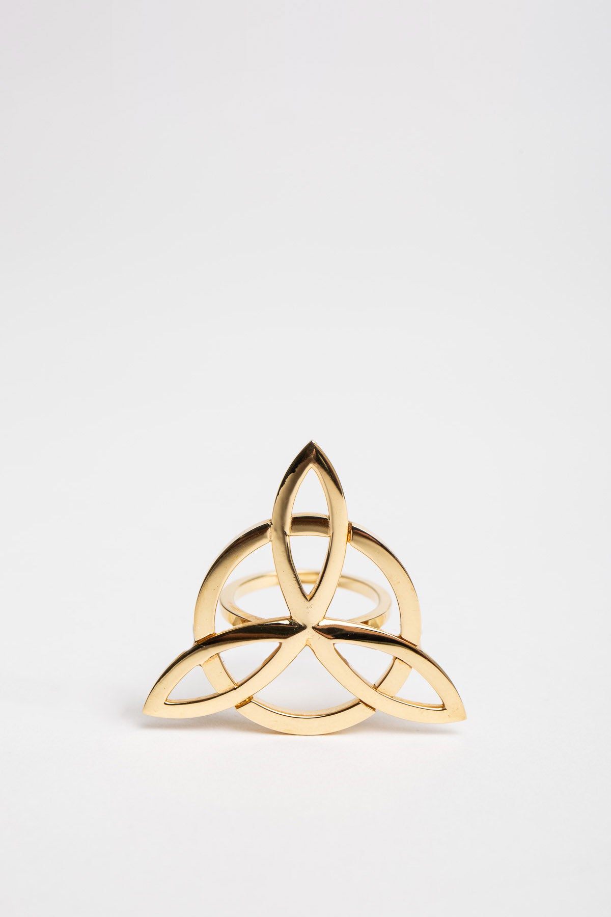 SARAH JANE WILDE | BLACK STAR PROPELLER GOLD RING