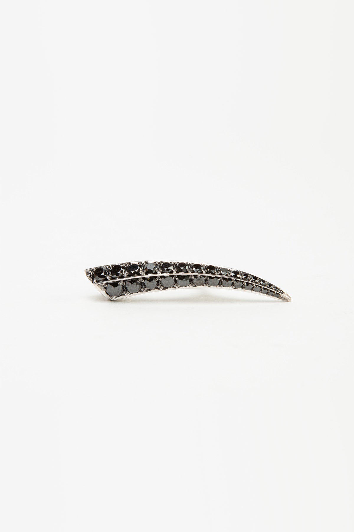 SHAUN LEANE | BLACK DIAMOND SABRE RING