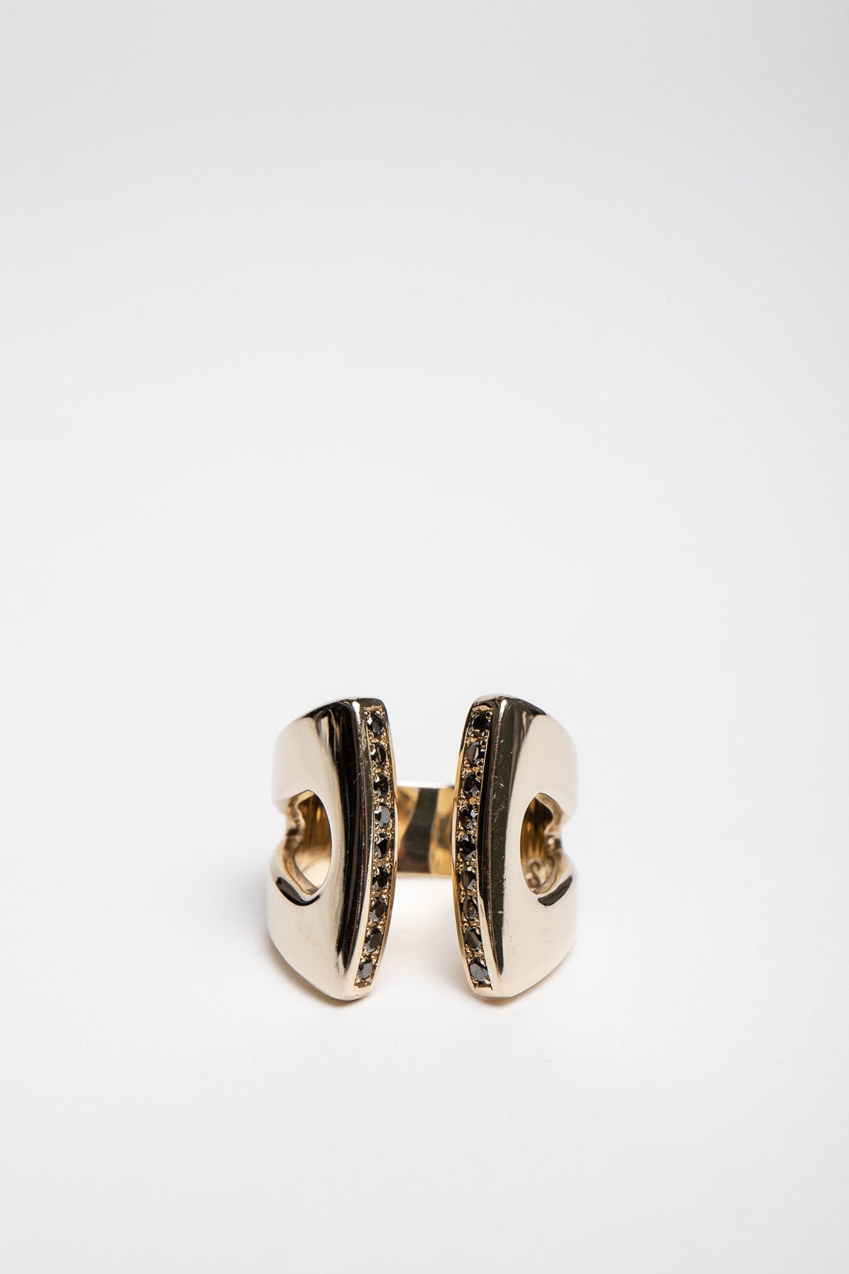 SARAH JANE WILDE | GOLD & BLACK DIAMOND GHOST RING - MAXFIELD LA
