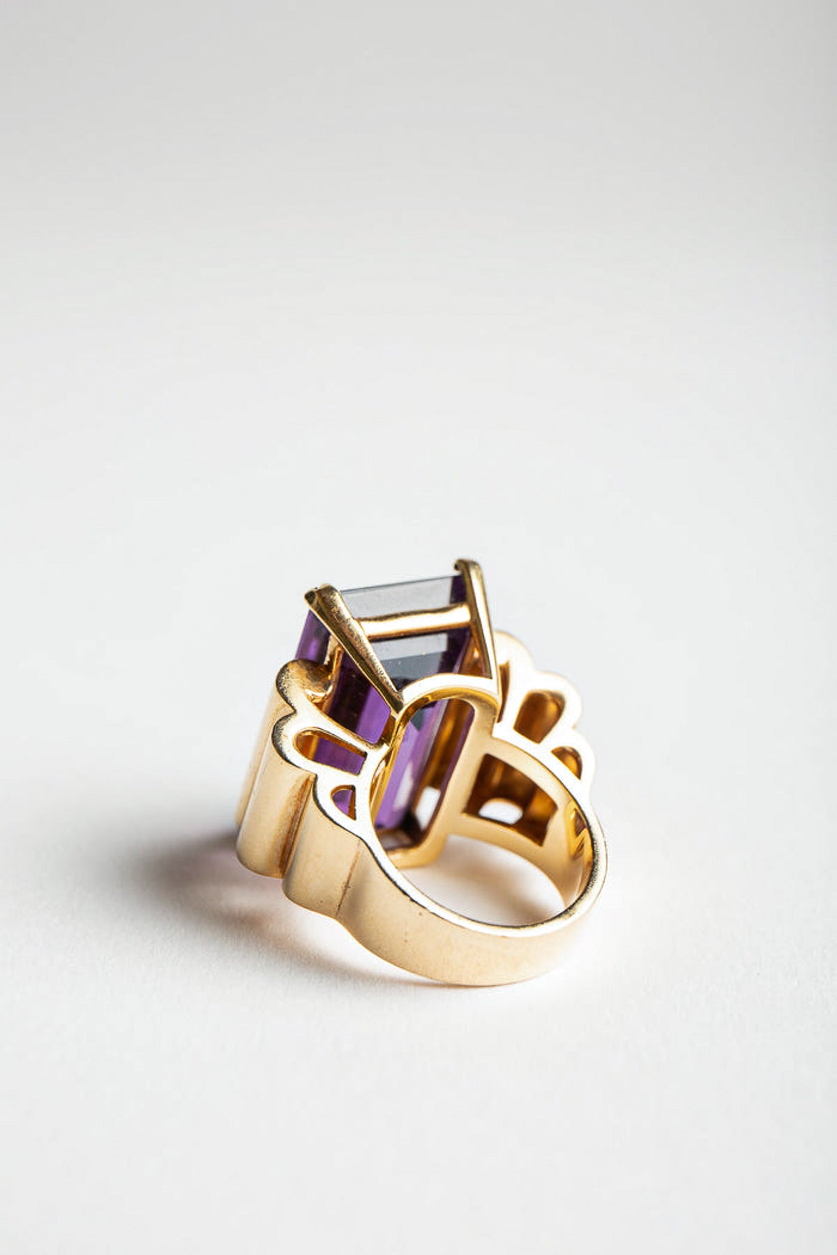 MAXFIELD PRIVATE COLLECTION | 1940'S AMETHYST RING