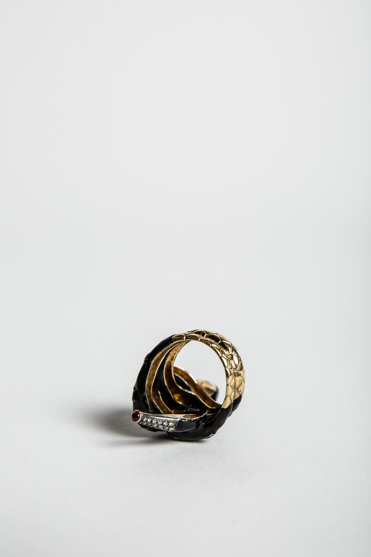 MAXFIELD PRIVATE COLLECTION | DIAMOND SNAKE RING