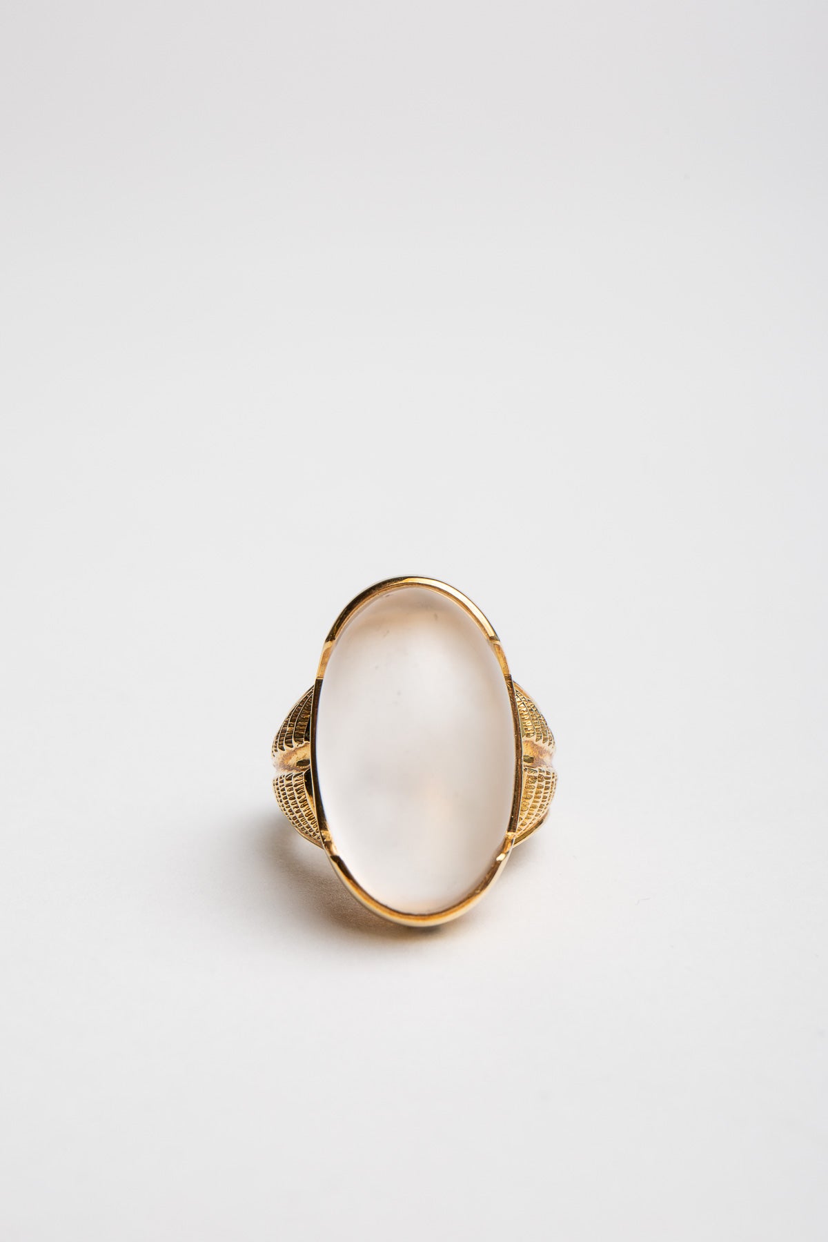 SARAH JANE WILDE | CLEAR QUARTZ RING - MAXFIELD LA