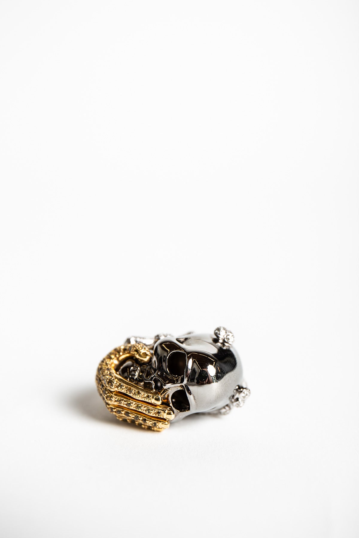 MAXFIELD PRIVATE COLLECTION | DIAMOND HAND SKULL RING - MAXFIELD LA