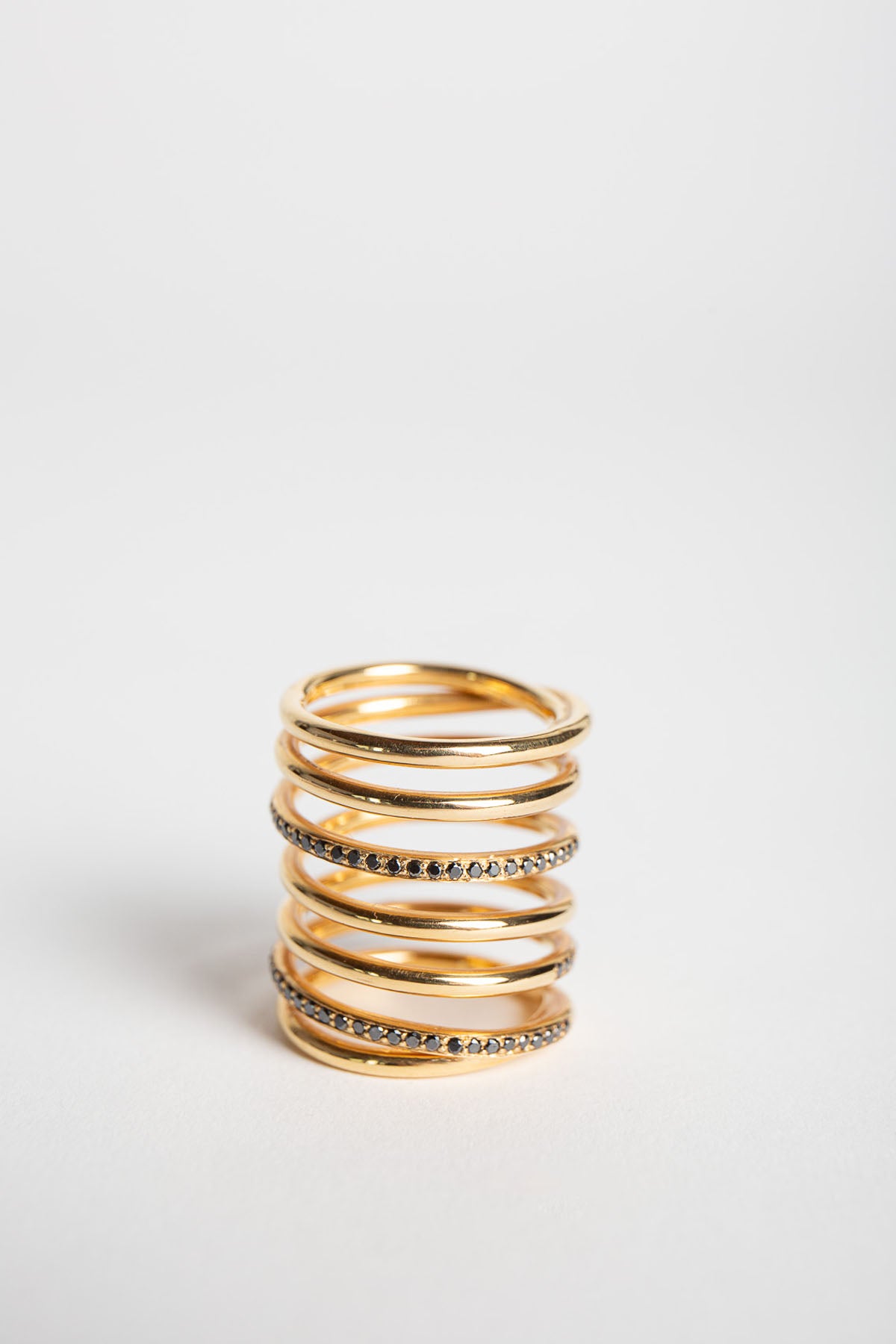 JOANNE FISKE | BLACK DIAMOND SPIRAL RING