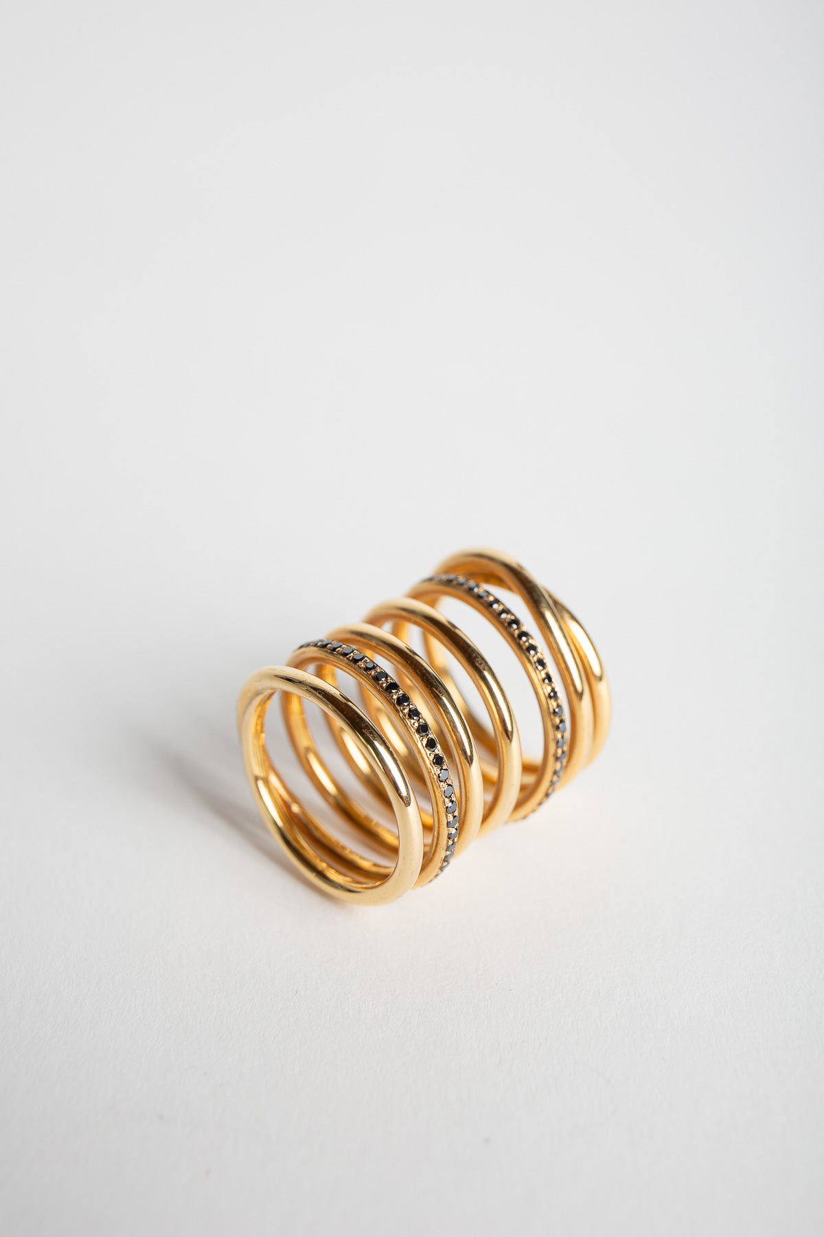 JOANNE FISKE | BLACK DIAMOND SPIRAL RING