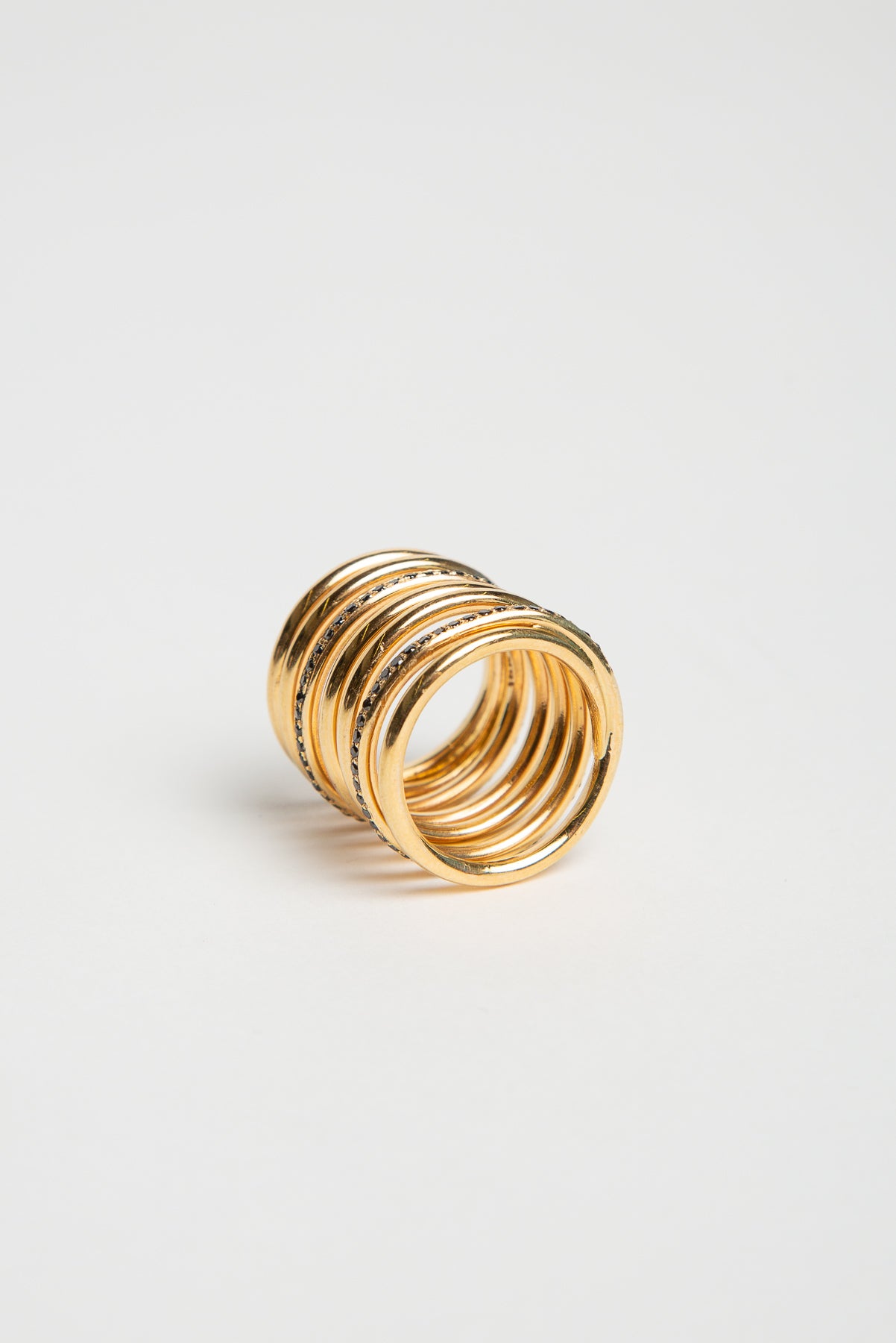 JOANNE FISKE | BLACK DIAMOND SPIRAL RING
