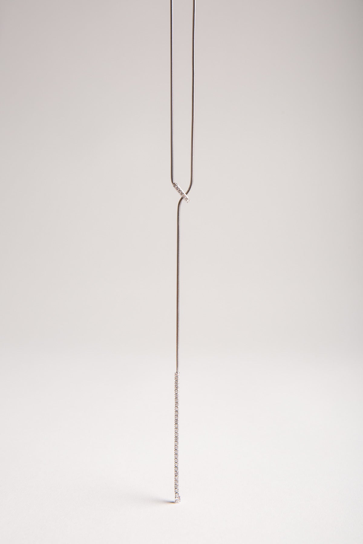 MATTIA CIELO | WHITE GOLD DIAMOND LARIAT NECKLACE - MAXFIELD LA
