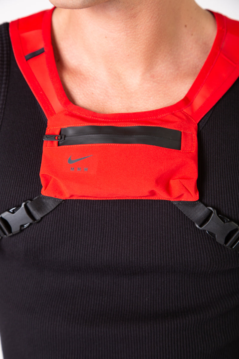 NIKE | NRG X SE CHEST RLG