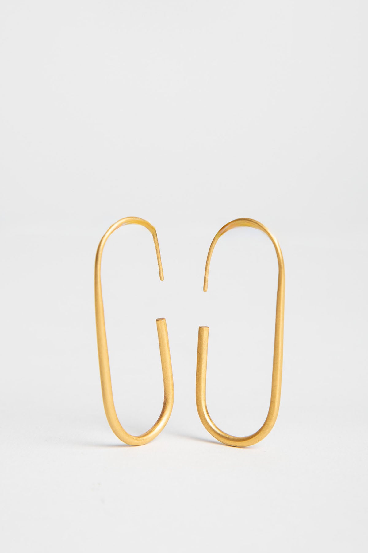 Eli Halili | Oval Hoops