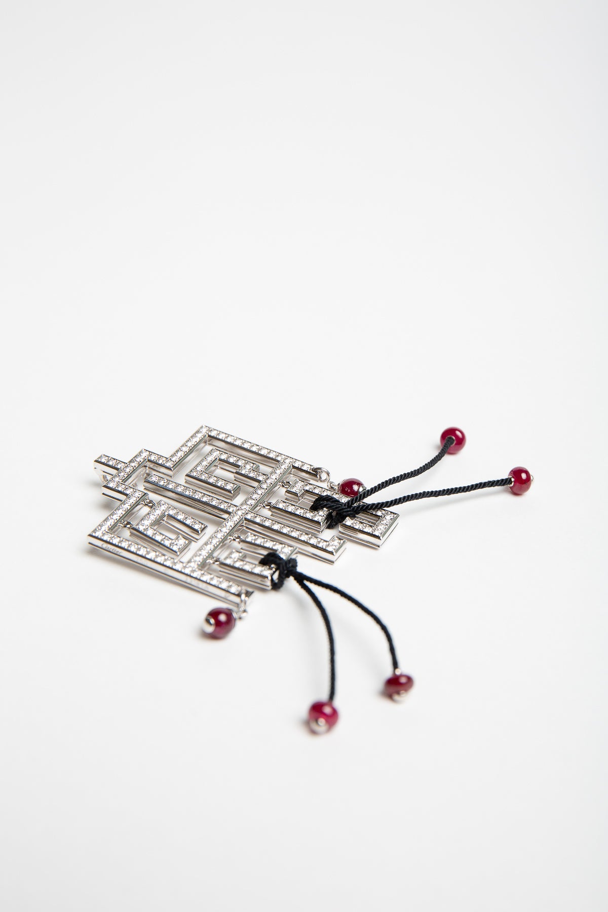 CARTIER | KISS THE DRAGON DIAMOND NECKLACE - MAXFIELD LA