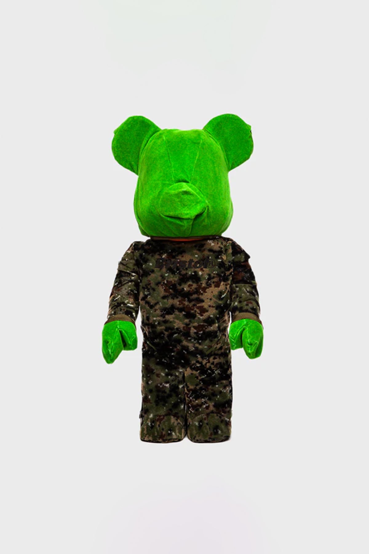 READYMADE | F.C. REAL BRISTOL BEARBRICK 1000% - MAXFIELD LA