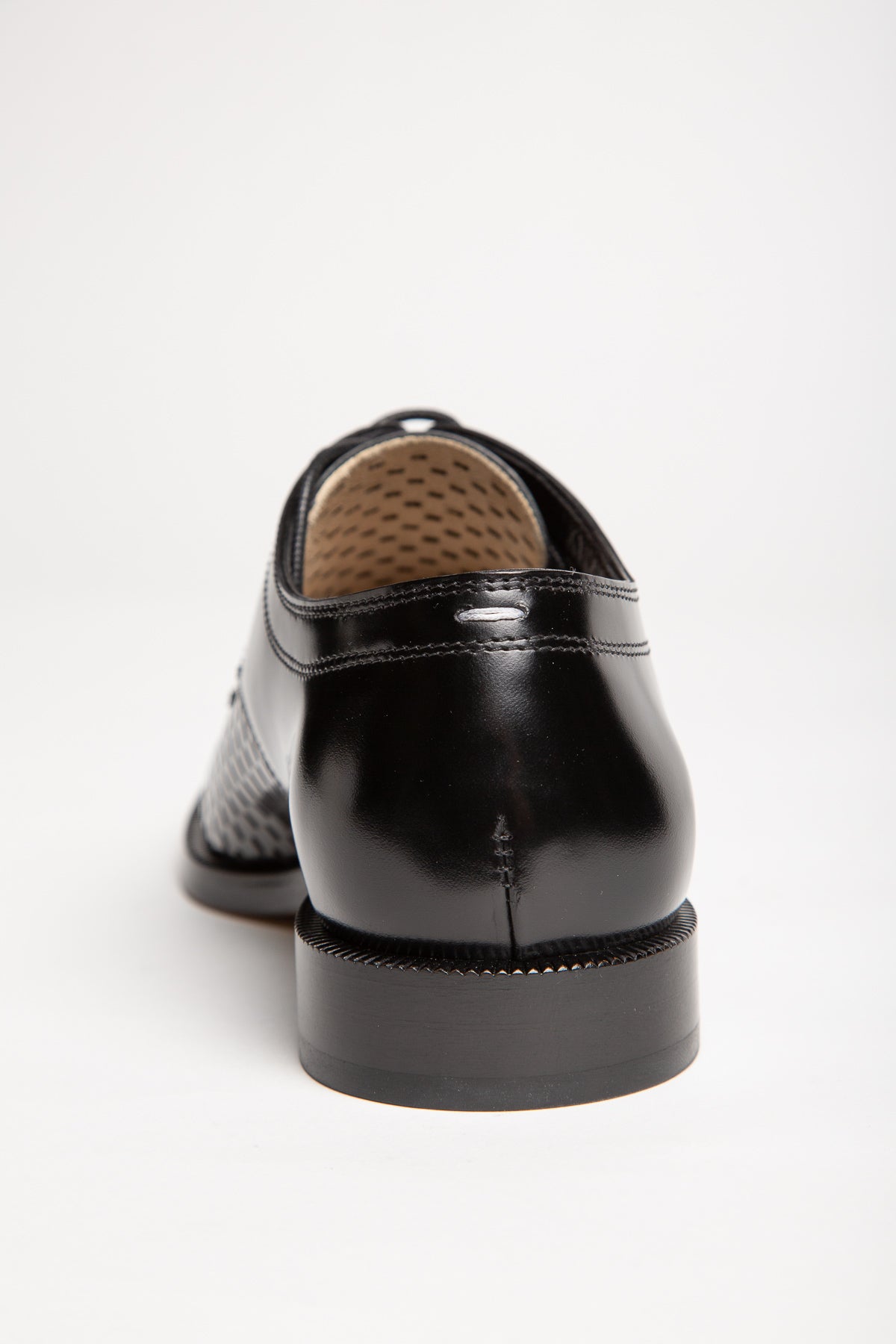 MAISON MARGIELA | TABI PERFORATED OXFORD SHOES - MAXFIELD LA