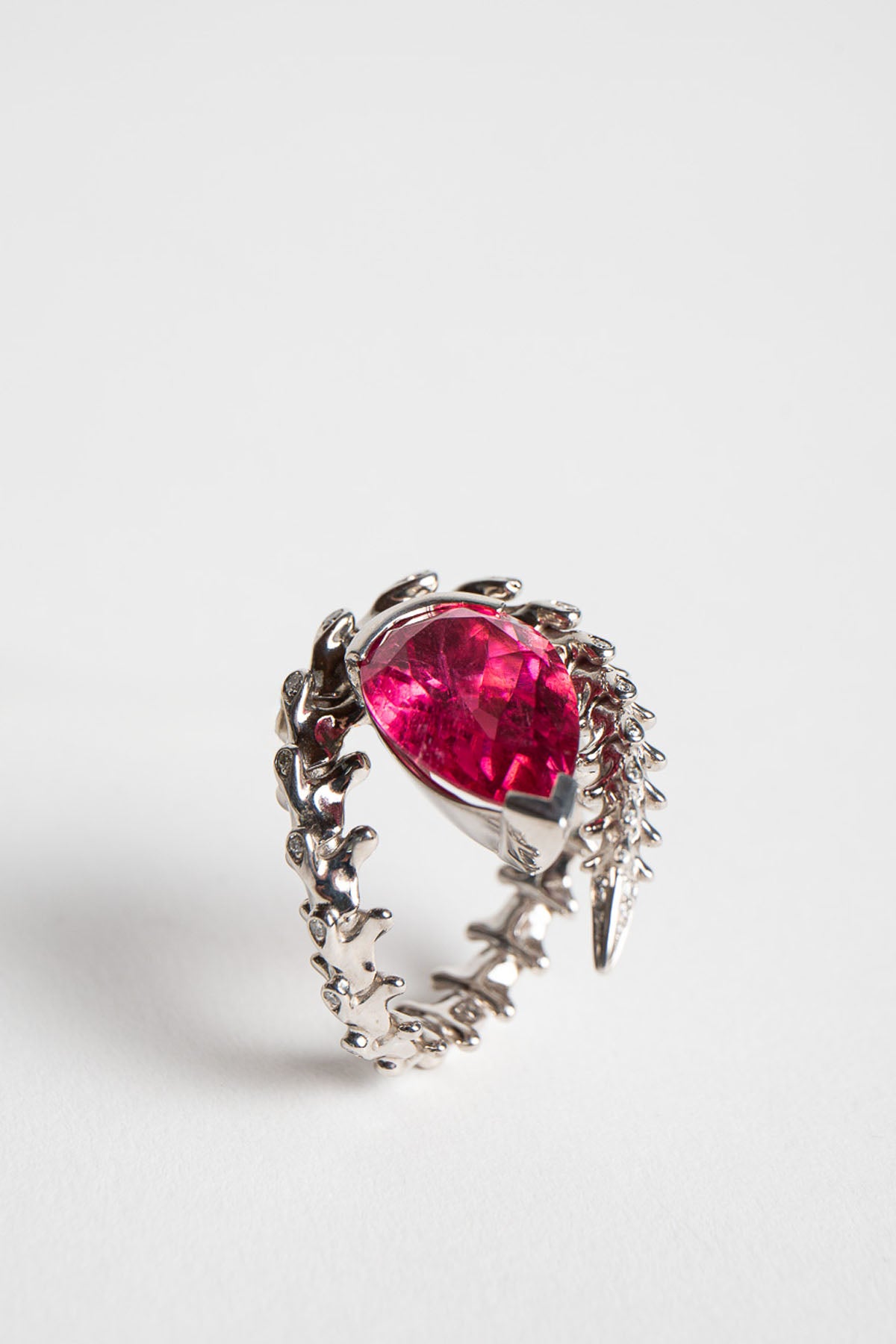 SHAUN LEANE | RUBELITE SERPENT RING