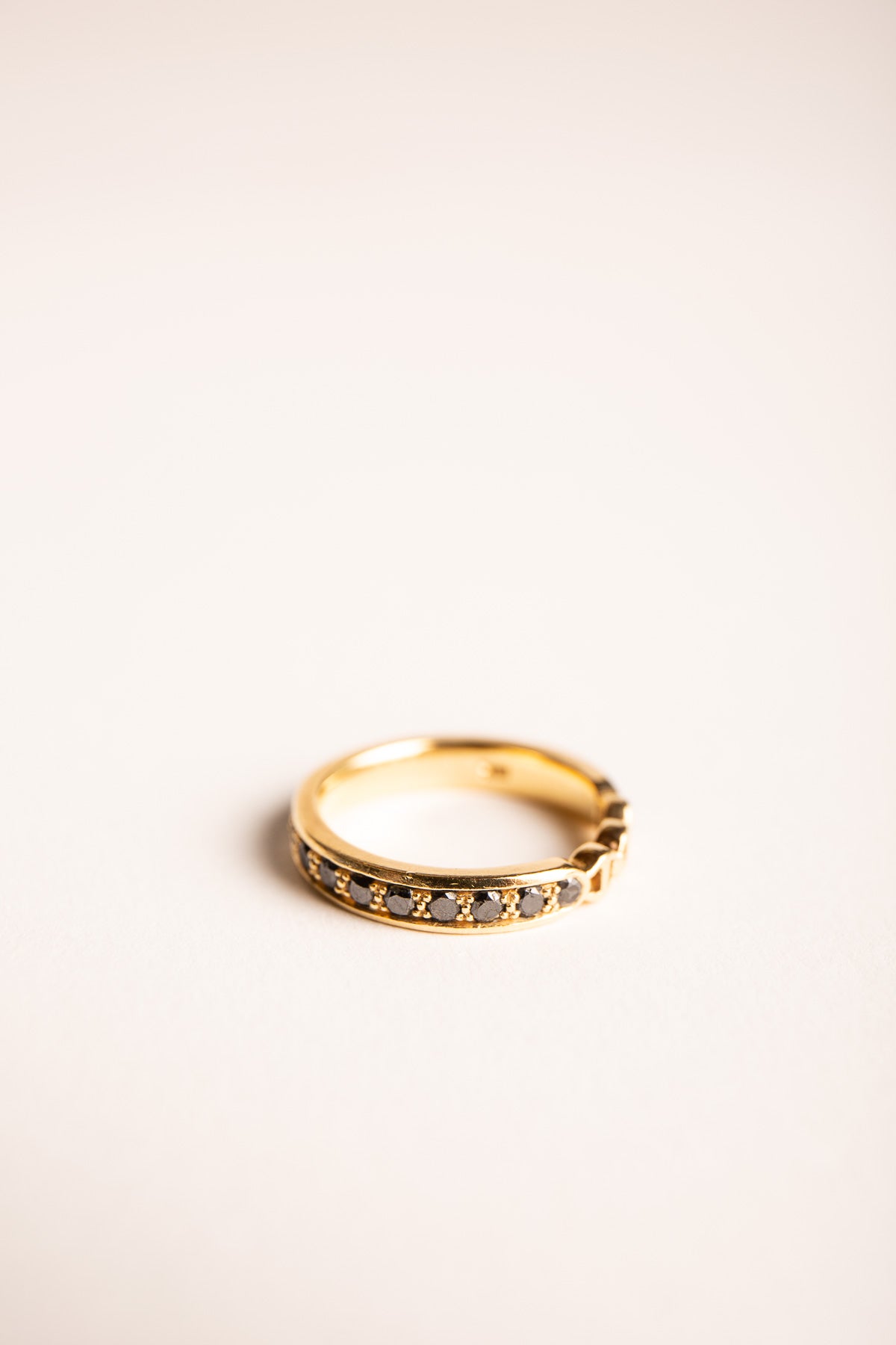 HOORSENBUHS | AMERICANA BLACK DIAMOND RING - MAXFIELD LA