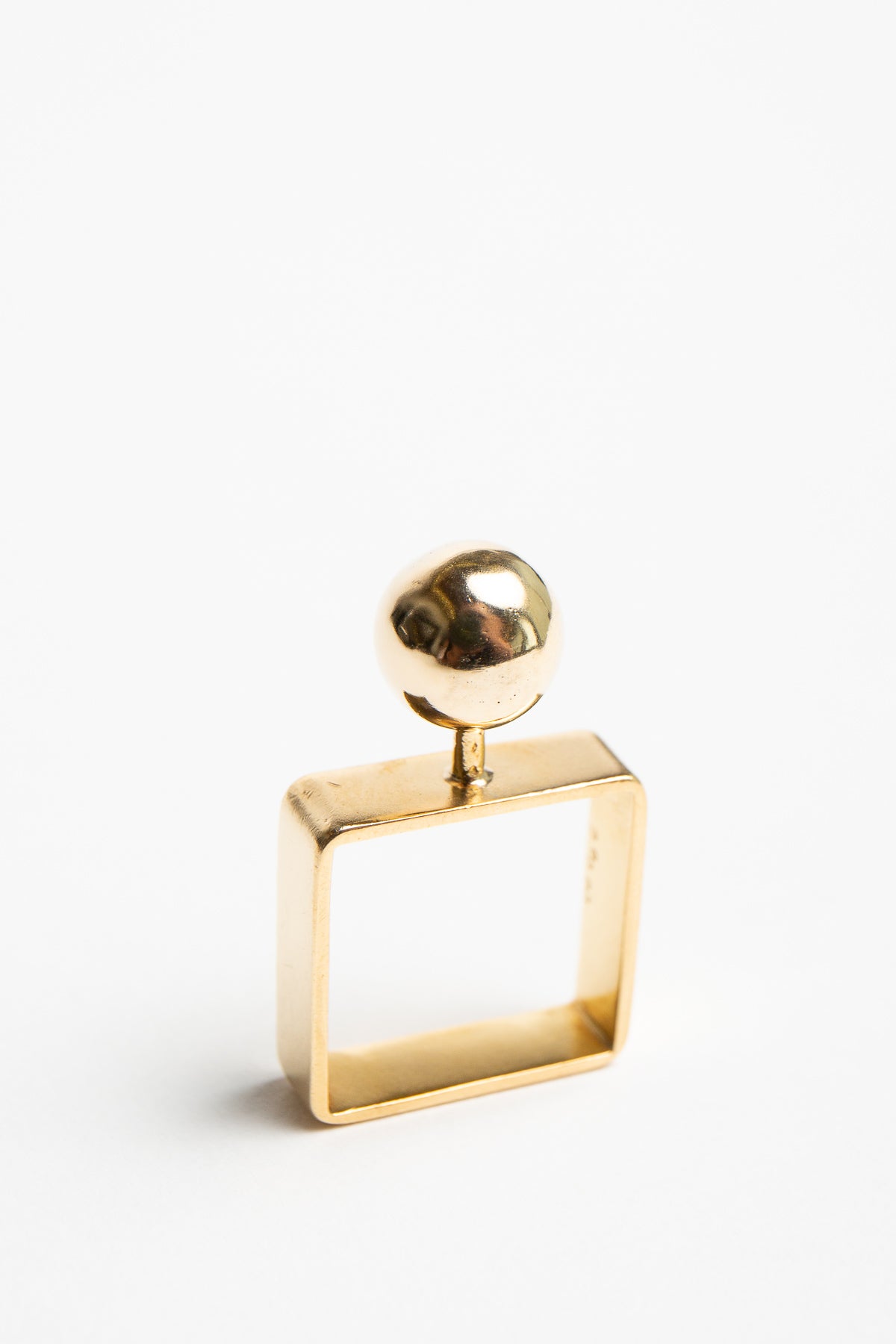 CARTIER | 1970'S SQUARE DIMENSIONAL RING
