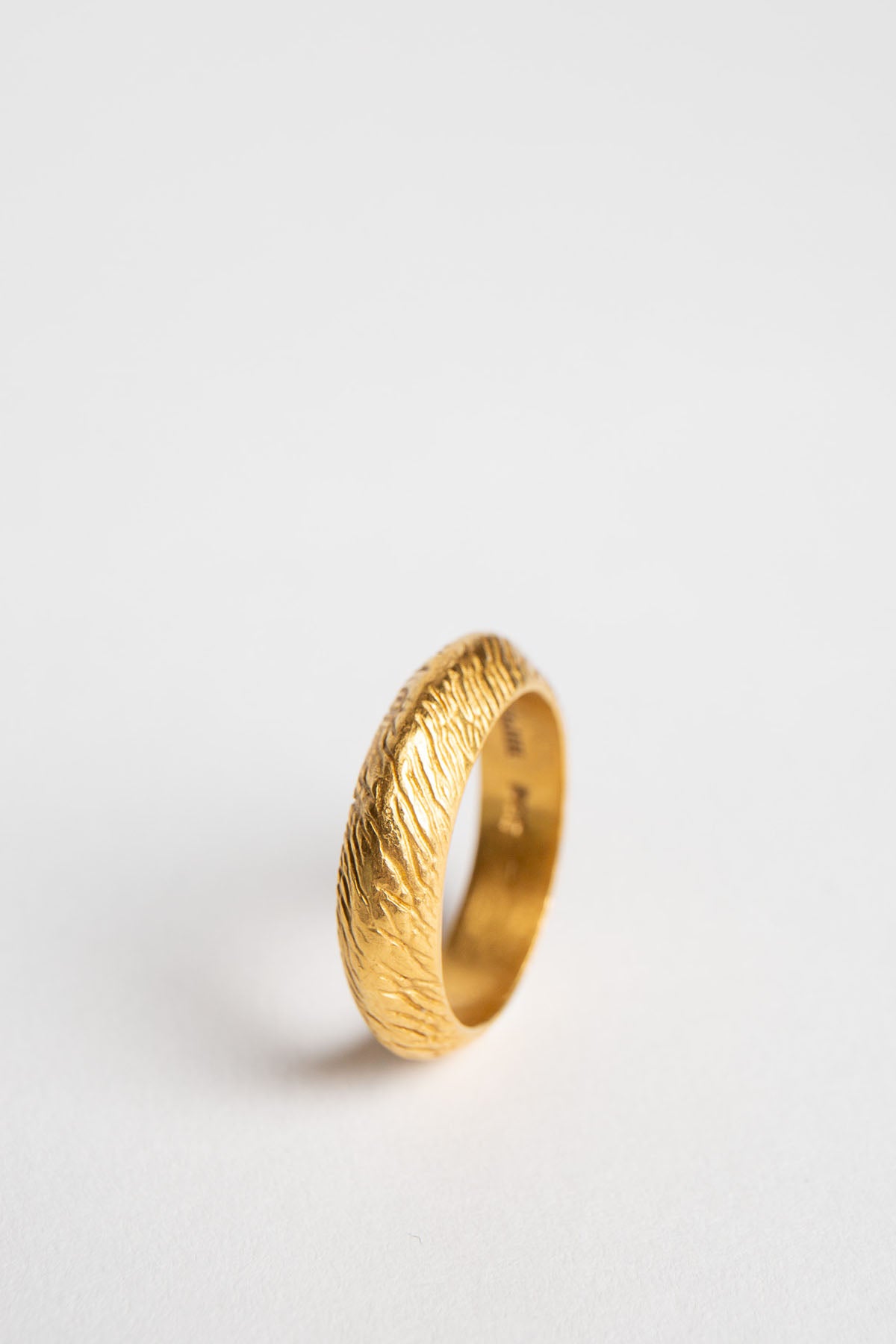 ELI HALILI | YELLOW GOLD TRIANGLE BAND RING