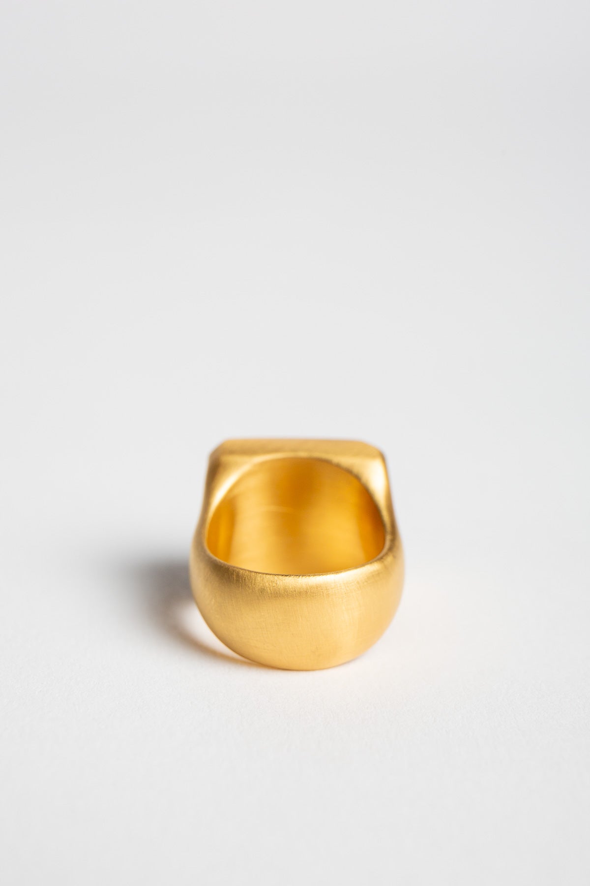 ELI HALILI | 22K SQUARE MOONSTONE RING