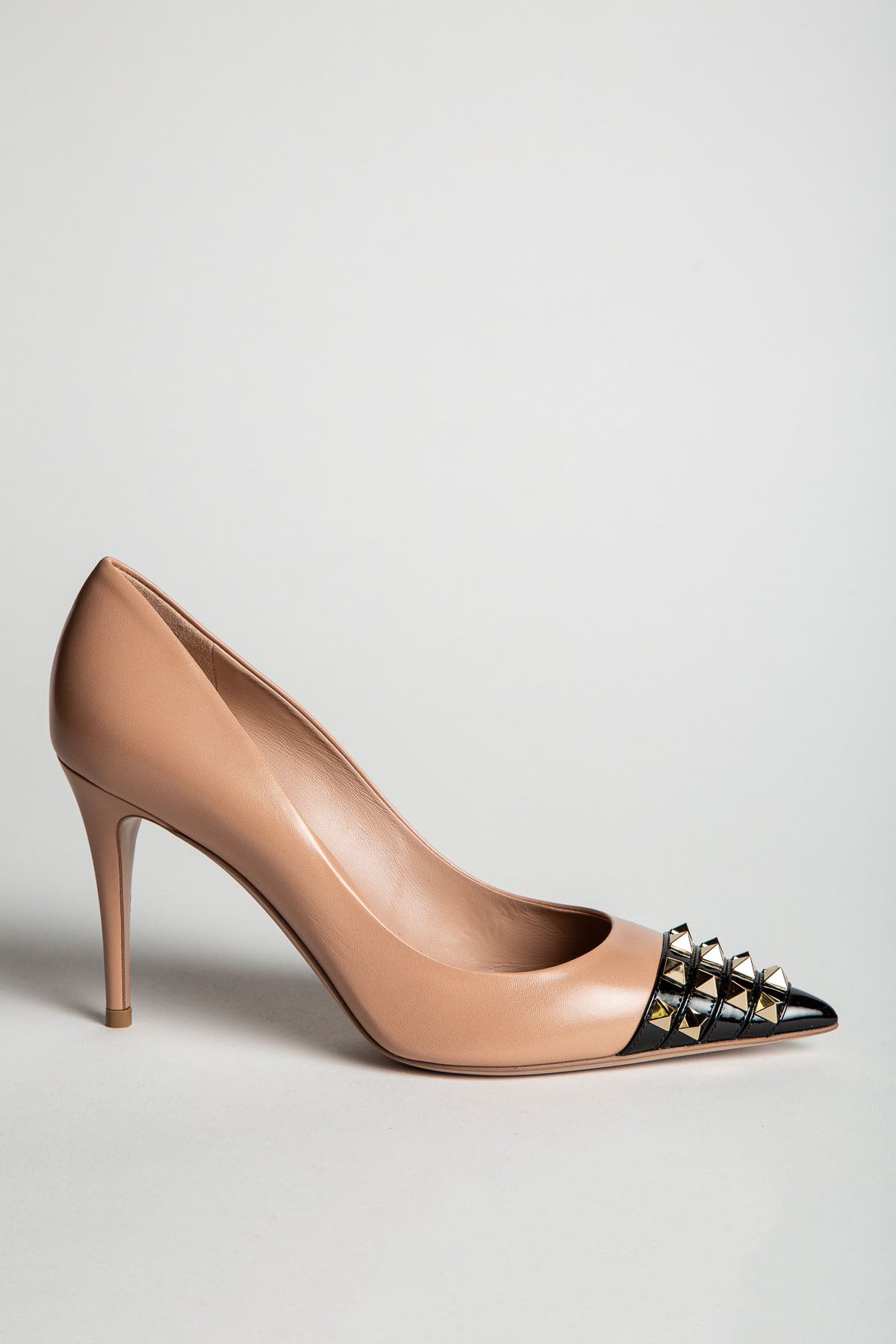 VALENTINO | ROCKSTUD POINTED TOE PUMPS - MAXFIELD LA