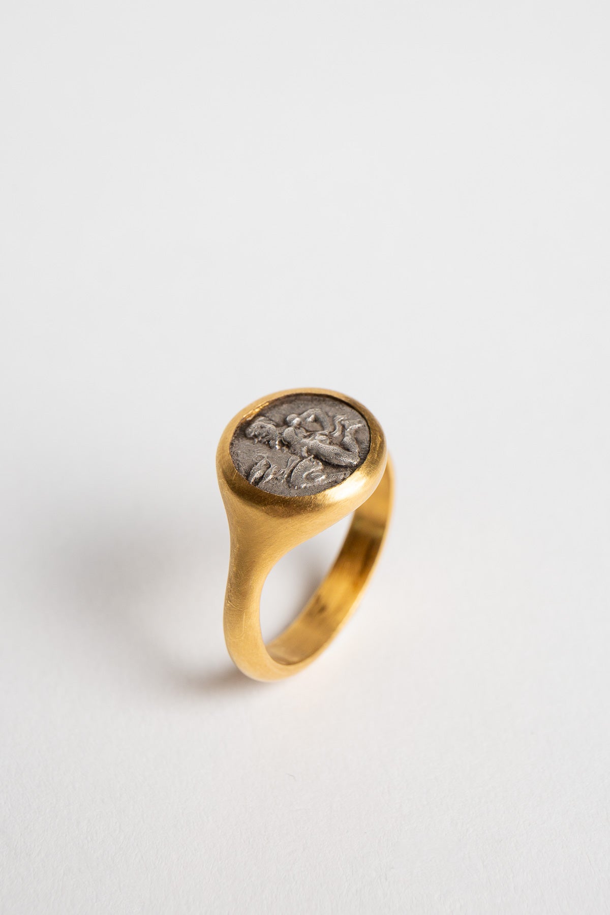 ELI HALILI | 22K GREEK COIN RING