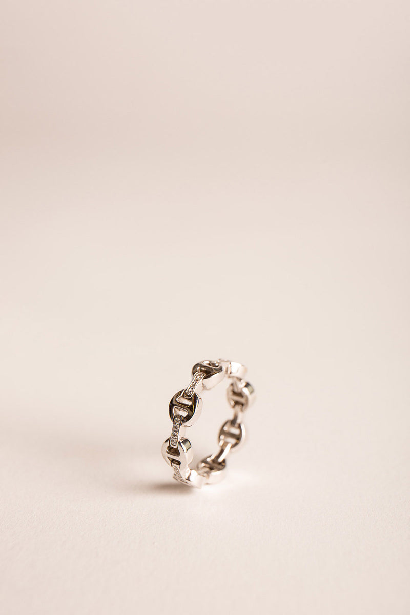 HOORSENBUHS | 18K WHITE GOLD DAME TRI LINK RING