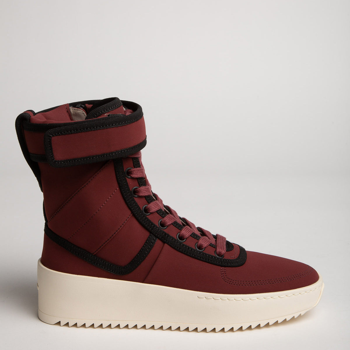 FEAR OF GOD | MILITARY SNEAKERS