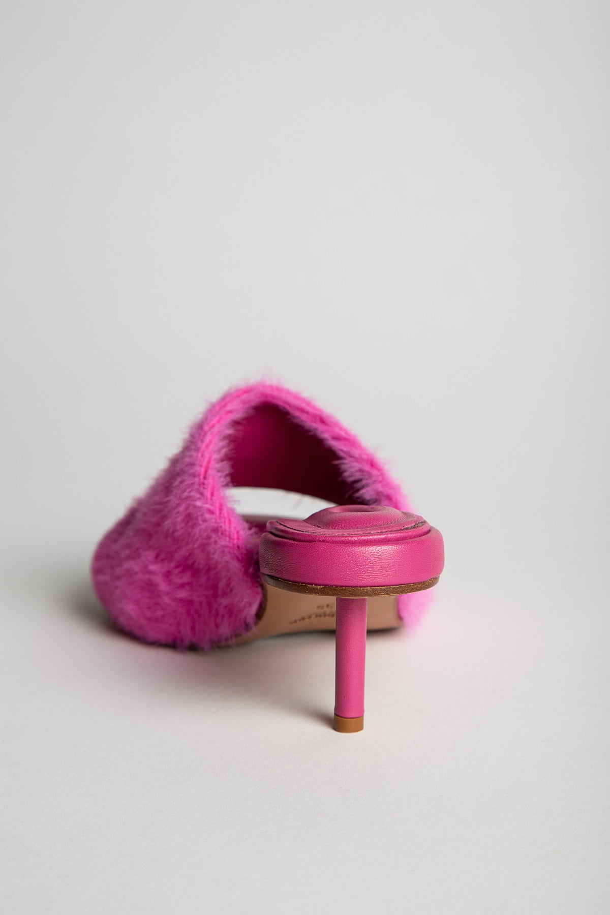 JACQUEMUS | LES MULES ARGILLA