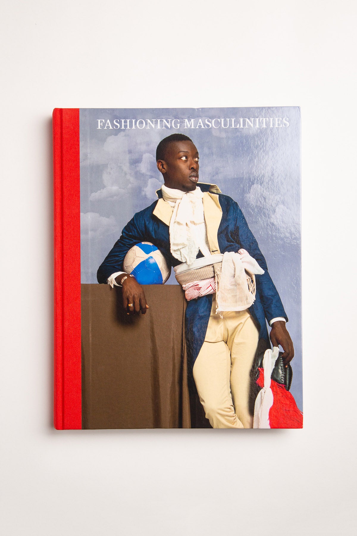 V&A PUBLISHING | FASHIONING MASCULINITIES: THE ART OF MENSWEAR - MAXFIELD LA