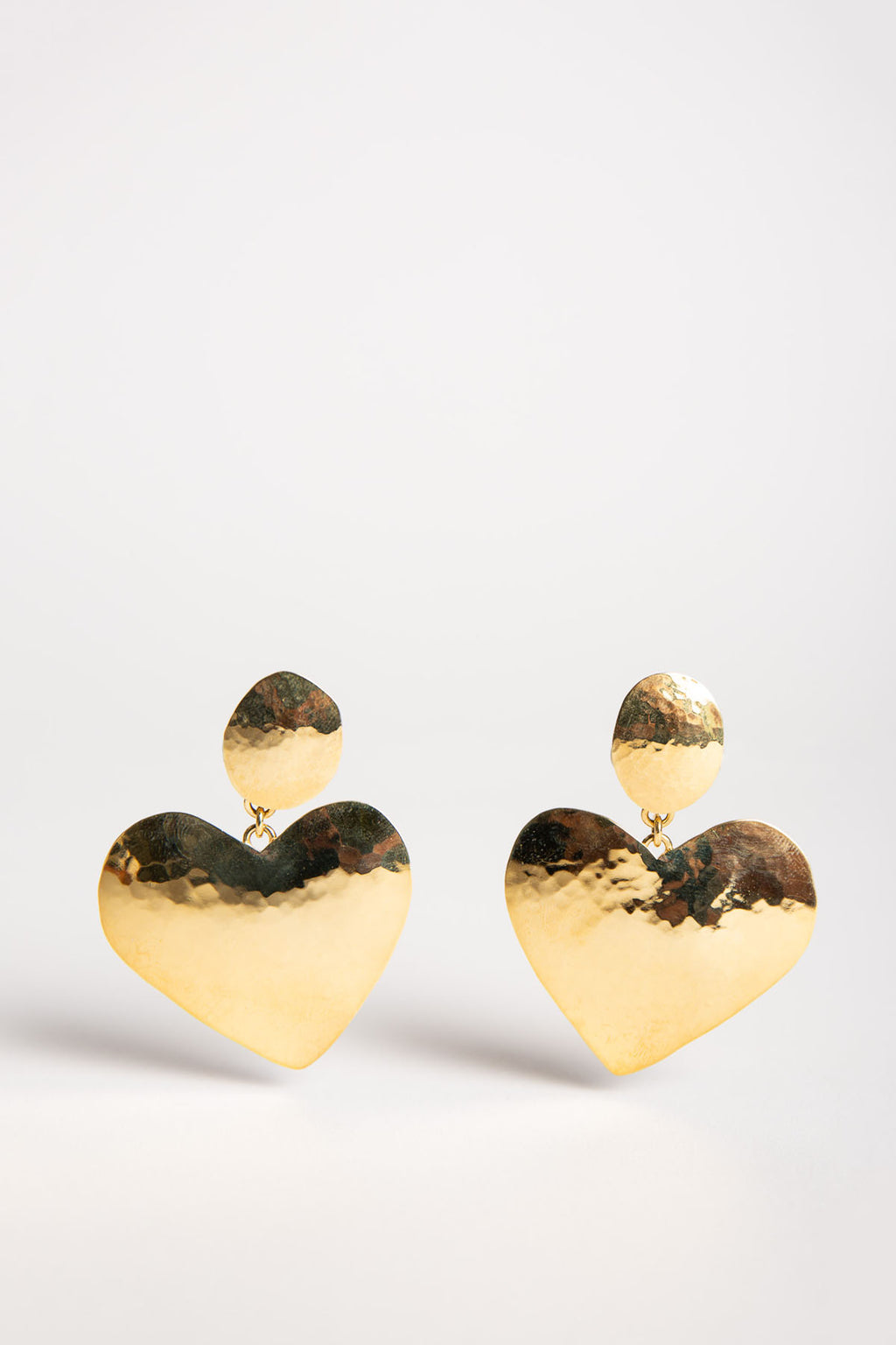 MAUD JEWELRY 18K YELLOW GOLD HEART EARRINGS - Main Image
