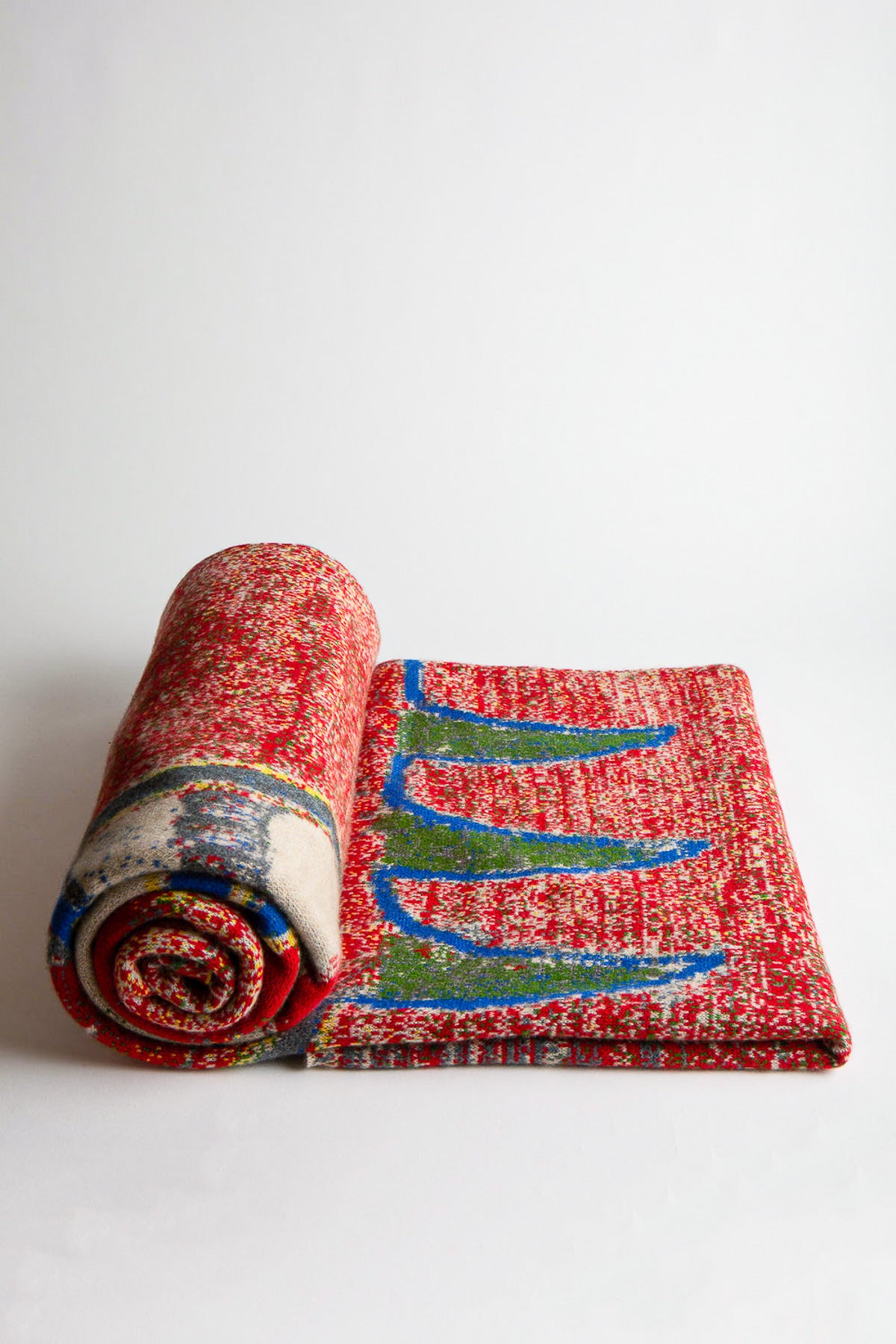 SAVED NEW YORK | RED QUEEN BLANKET