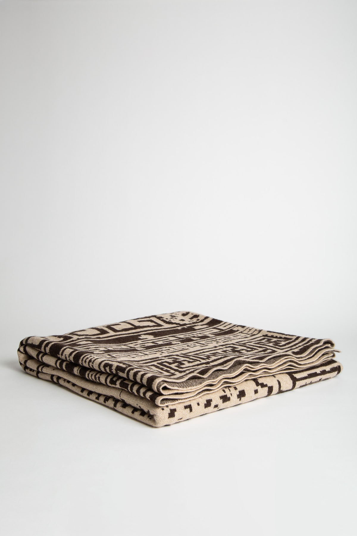 Saved New York | Suinyan Cashmere Blanket