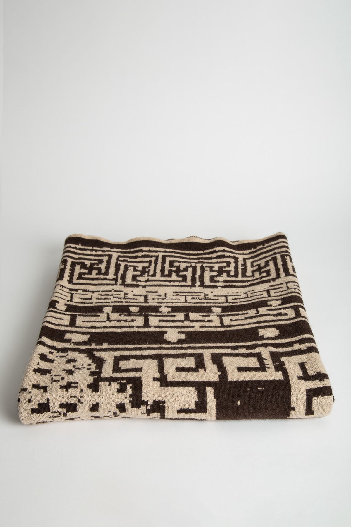 Saved New York | Suinyan Cashmere Blanket