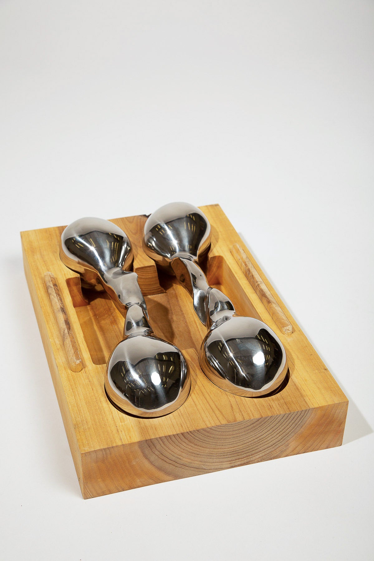 VAGUJHELYI | STAINLESS STEEL WEIGHTS - MAXFIELD LA