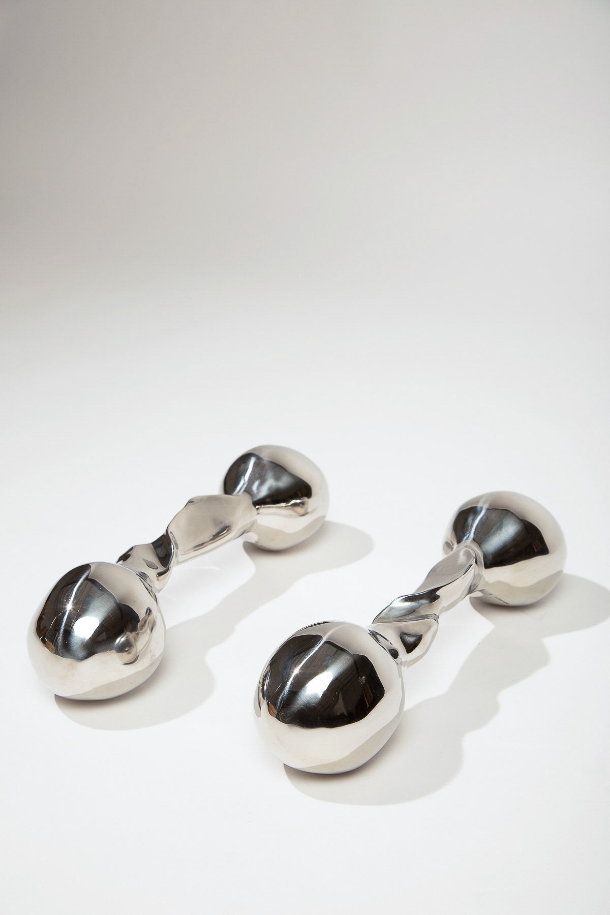 VAGUJHELYI | STAINLESS STEEL WEIGHTS - MAXFIELD LA